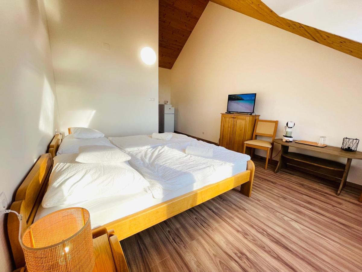 Fisher'S Deluxe Apartments Balatonfüred Esterno foto